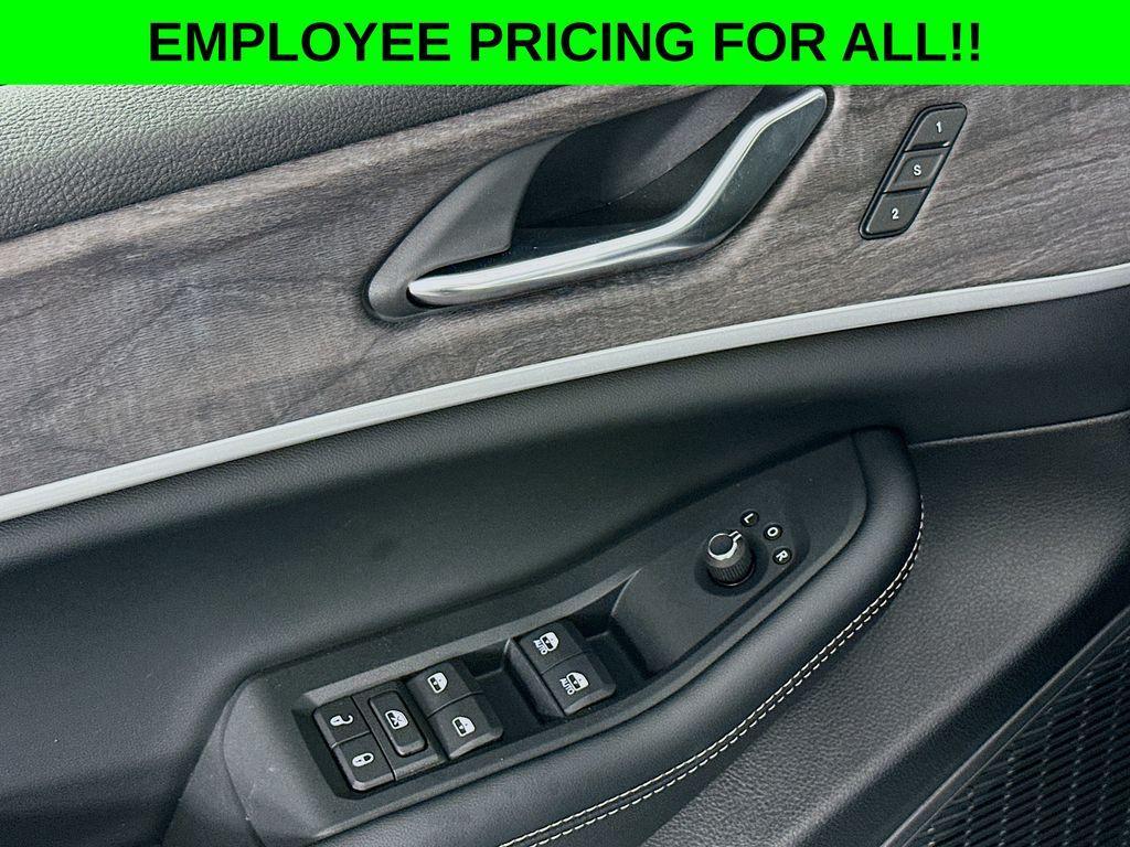 new 2025 Jeep Grand Cherokee L car, priced at $49,130