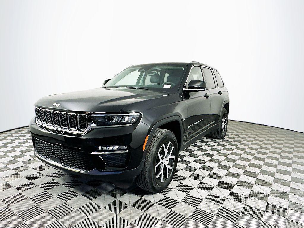 used 2024 Jeep Grand Cherokee car, priced at $39,841