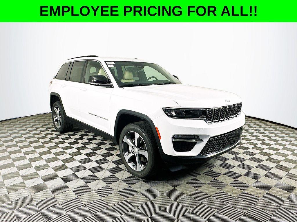 new 2025 Jeep Grand Cherokee car, priced at $45,091