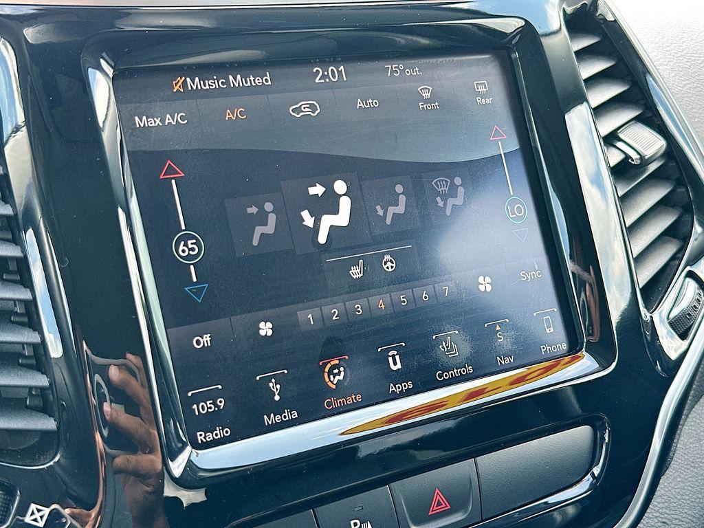 used 2019 Jeep Cherokee car, priced at $19,995