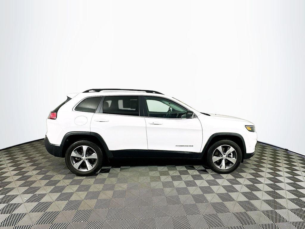used 2022 Jeep Cherokee car, priced at $26,701