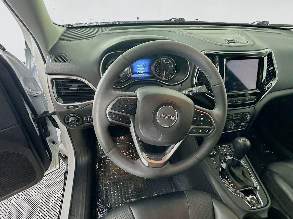 used 2022 Jeep Cherokee car, priced at $26,701