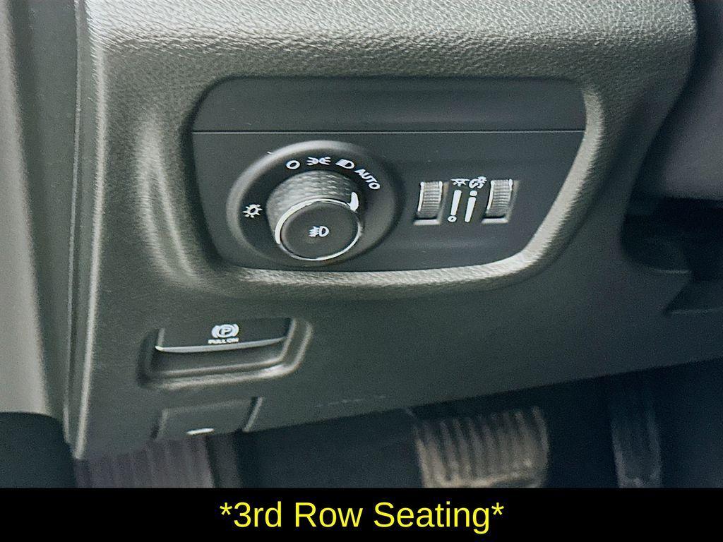 used 2023 Jeep Grand Cherokee L car, priced at $35,899