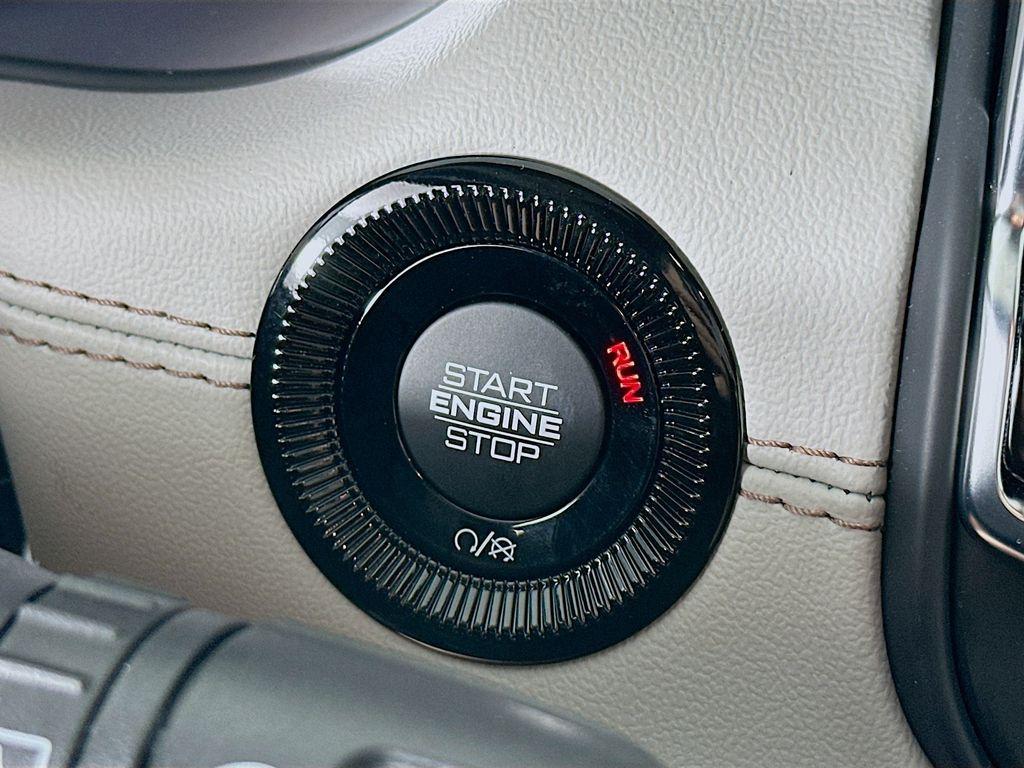 new 2025 Jeep Compass car, priced at $32,485