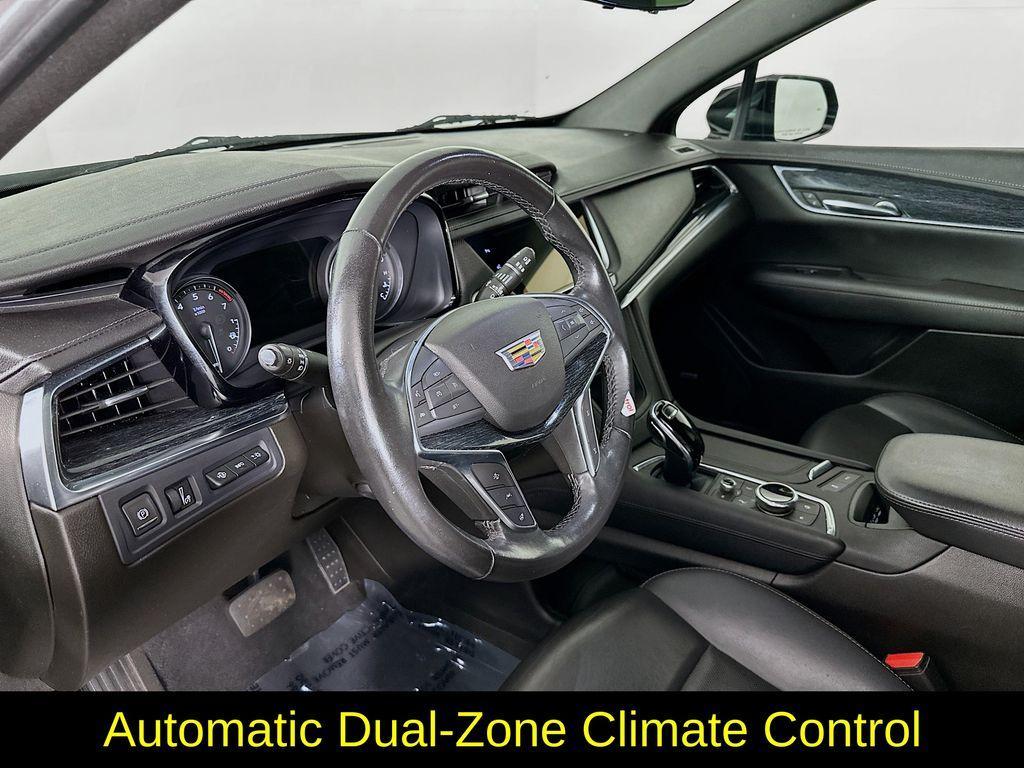 used 2022 Cadillac XT5 car, priced at $27,994