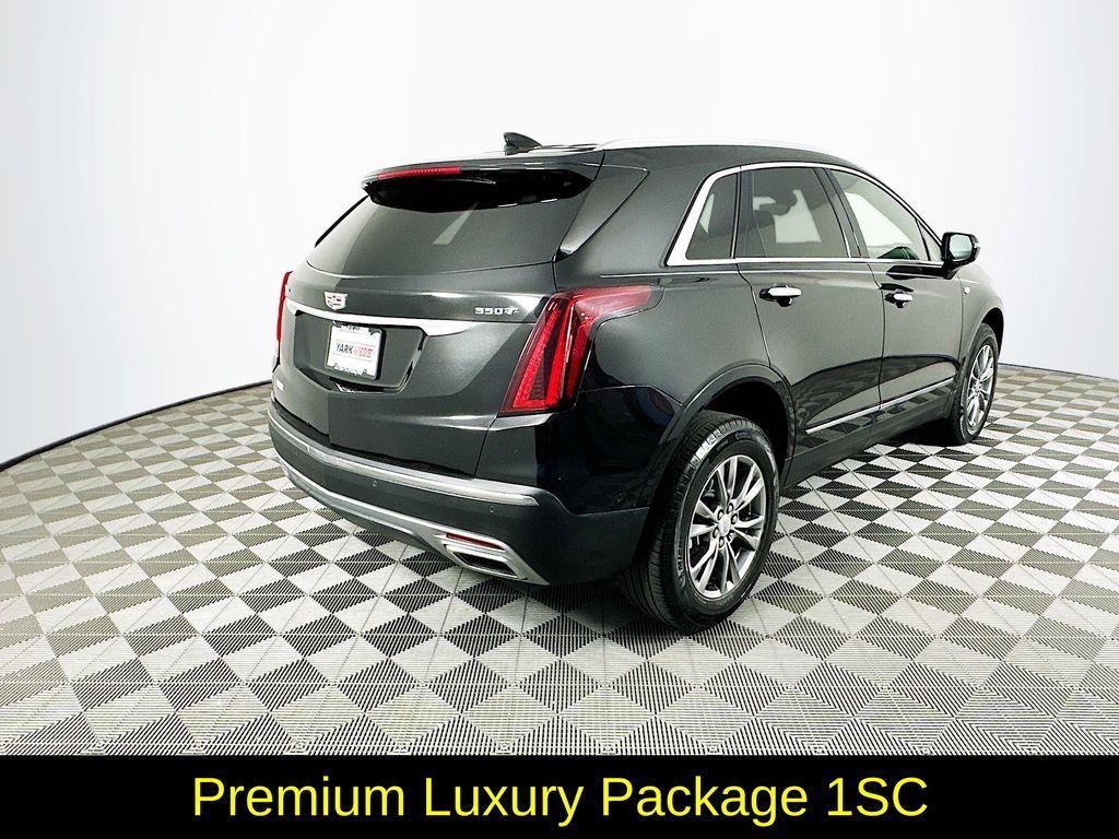 used 2022 Cadillac XT5 car, priced at $27,994