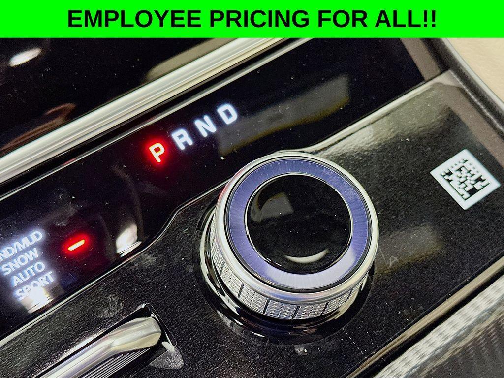 new 2025 Jeep Grand Cherokee car, priced at $48,835