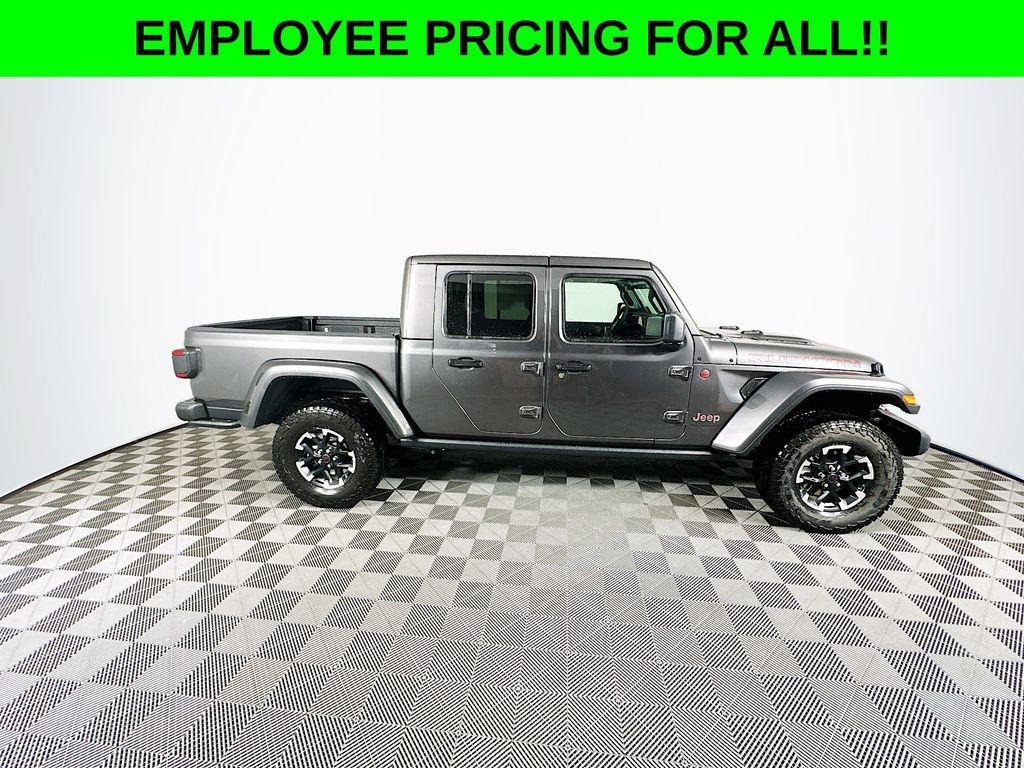 new 2025 Jeep Gladiator car, priced at $55,191
