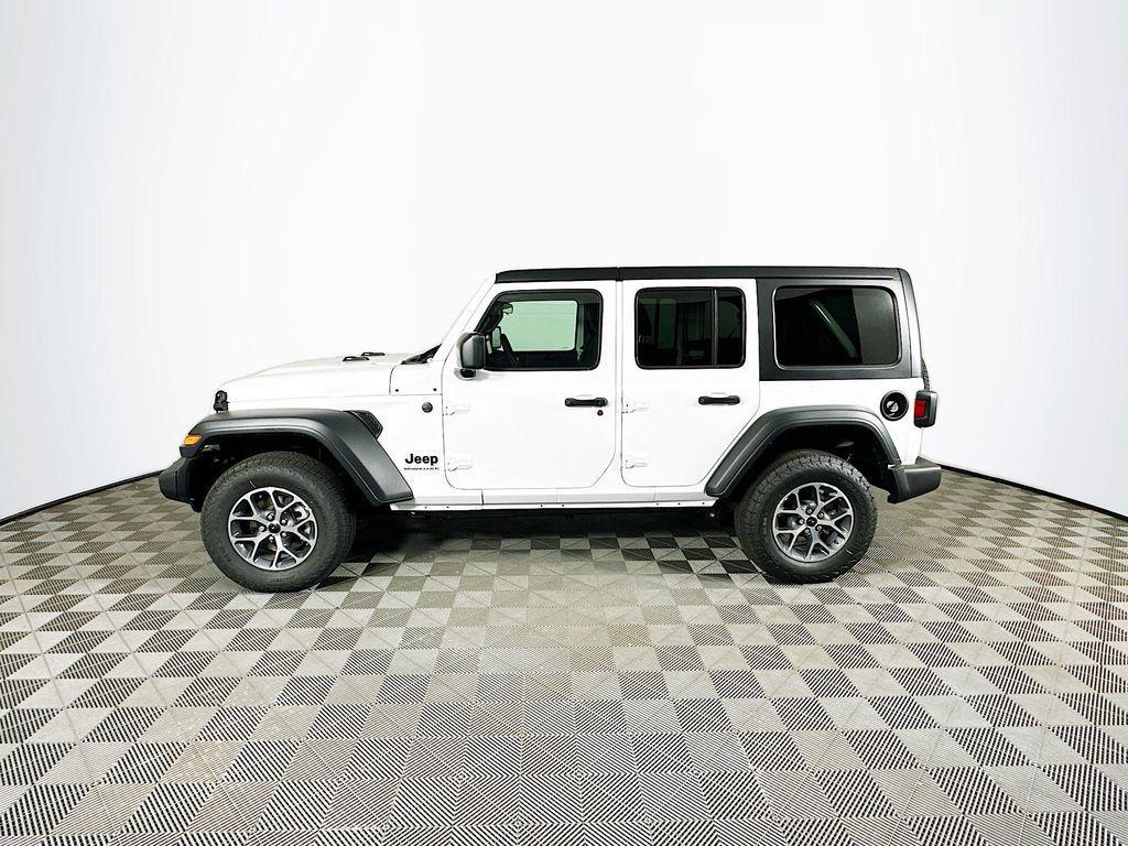 new 2026 Jeep Wrangler car, priced at $45,925