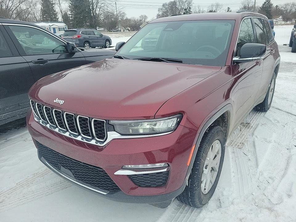 used 2023 Jeep Grand Cherokee car, priced at $37,990