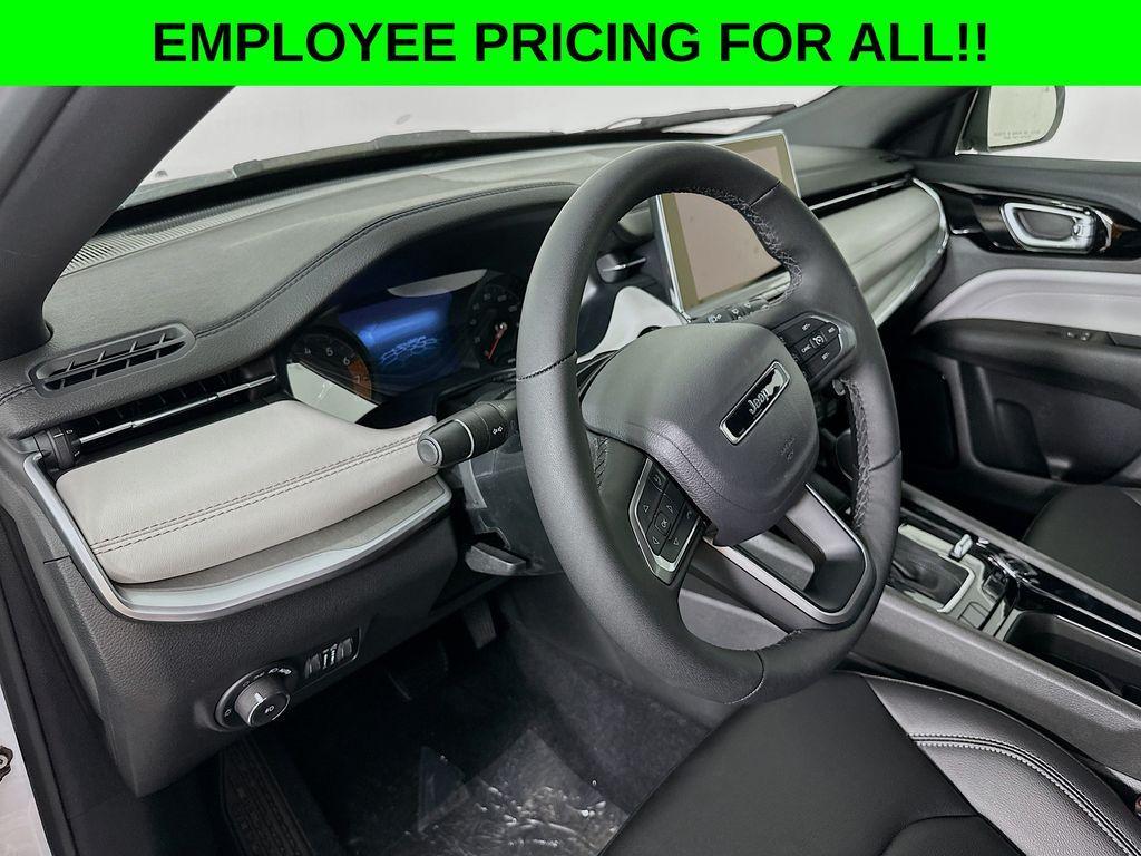new 2025 Jeep Compass car, priced at $31,965