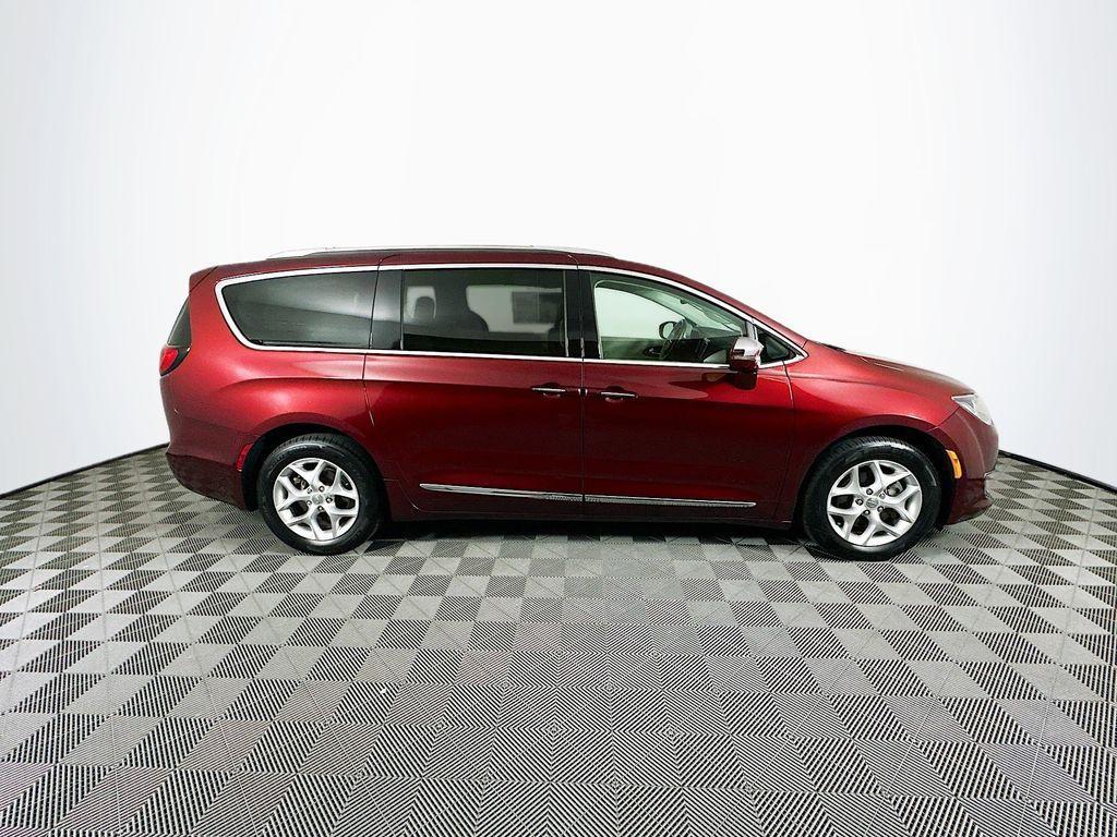 used 2020 Chrysler Pacifica car, priced at $26,998