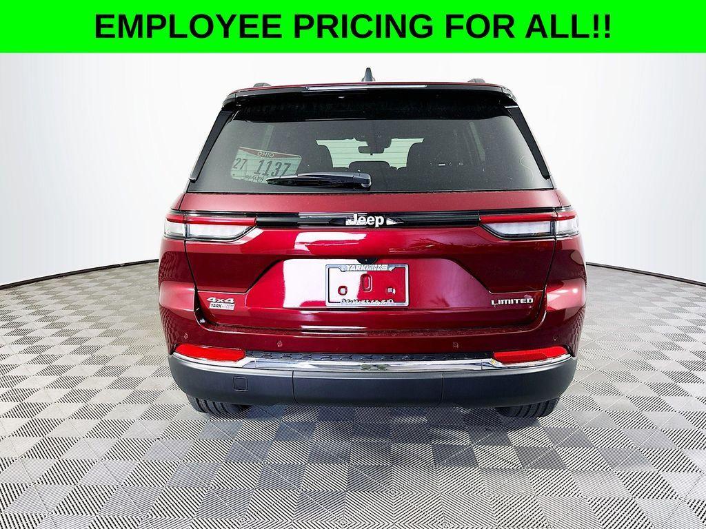 new 2025 Jeep Grand Cherokee car, priced at $47,750
