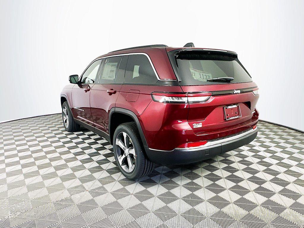 new 2025 Jeep Grand Cherokee car, priced at $47,750