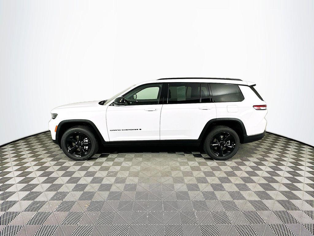 new 2025 Jeep Grand Cherokee L car, priced at $43,335