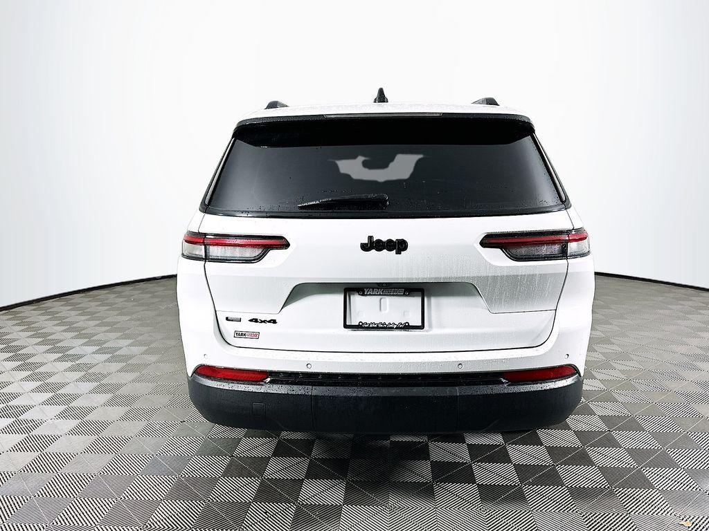 used 2021 Jeep Grand Cherokee L car, priced at $26,399