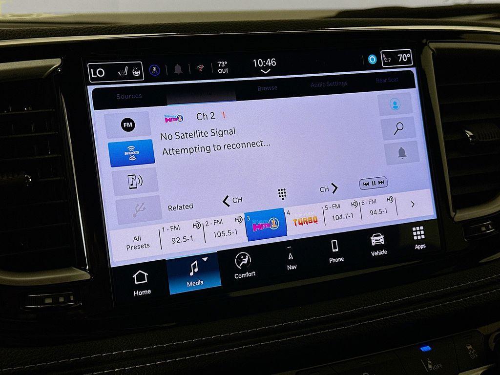 new 2025 Chrysler Pacifica car, priced at $45,567