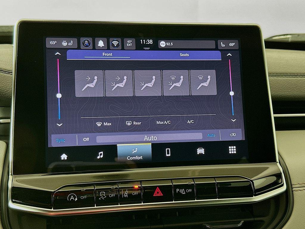 new 2025 Jeep Compass car, priced at $32,447