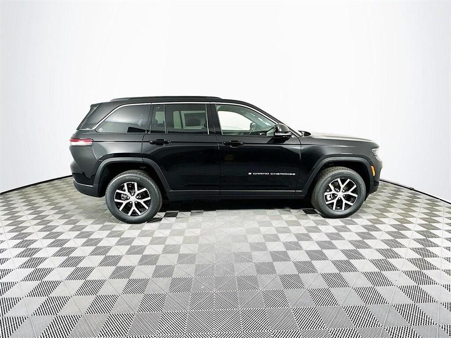 new 2024 Jeep Grand Cherokee car, priced at $49,467