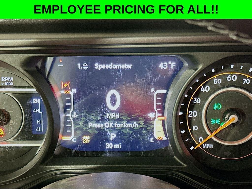 new 2025 Jeep Wrangler car, priced at $57,680