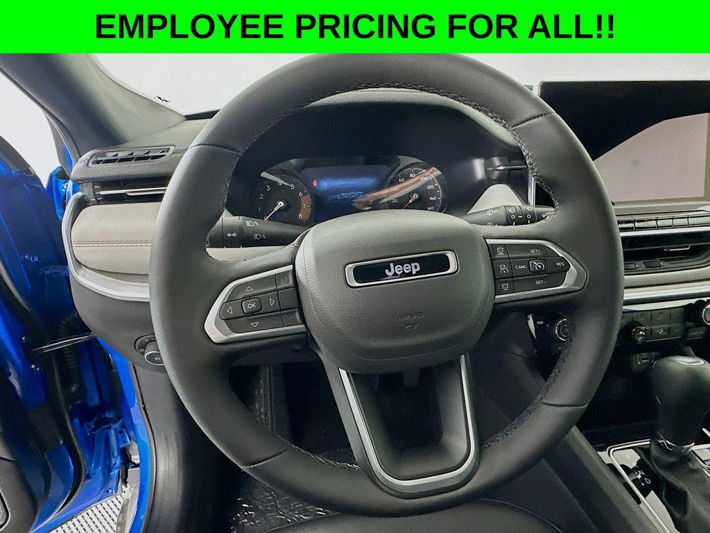new 2025 Jeep Compass car, priced at $32,985