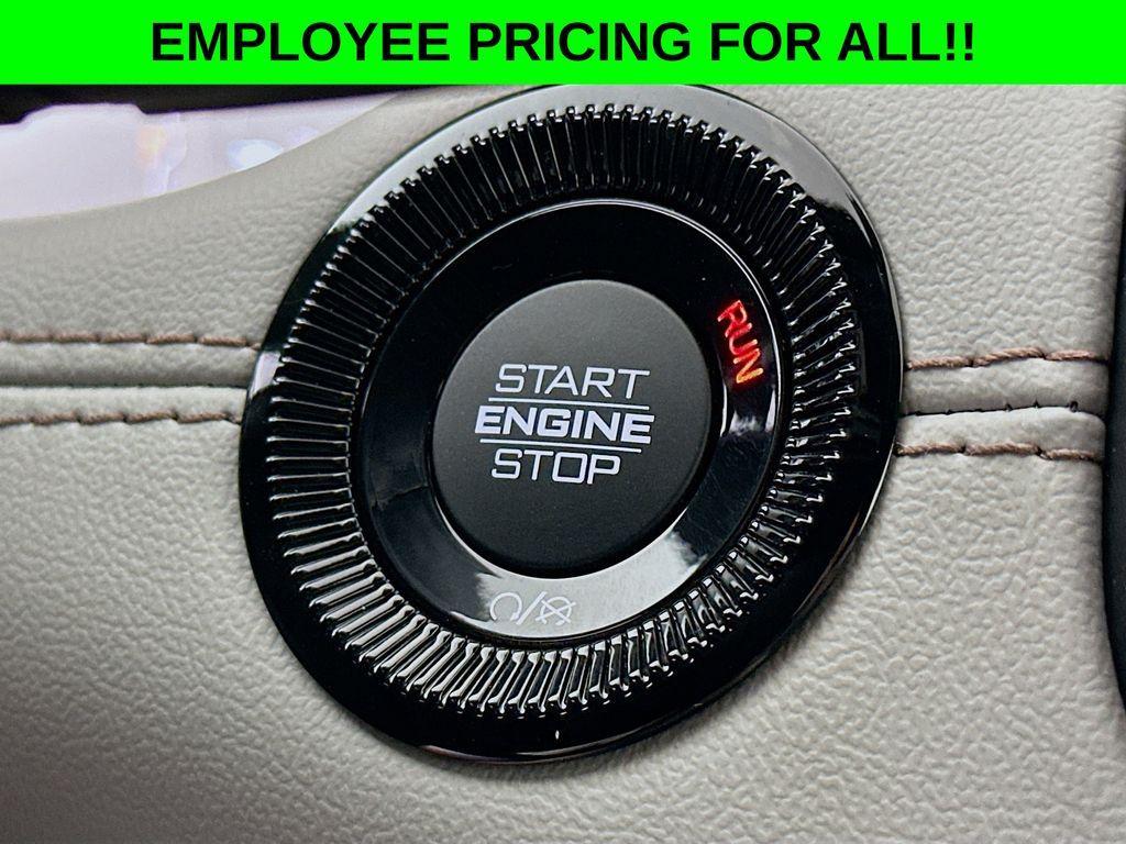 new 2025 Jeep Compass car, priced at $32,985