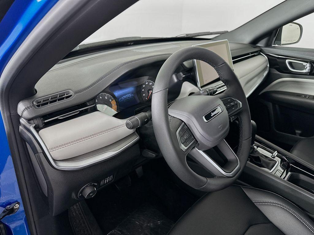 new 2025 Jeep Compass car, priced at $32,485