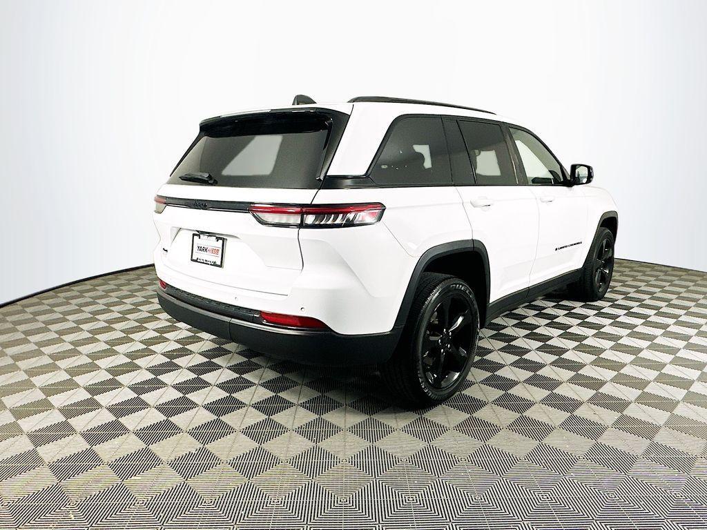 used 2023 Jeep Grand Cherokee car, priced at $32,976