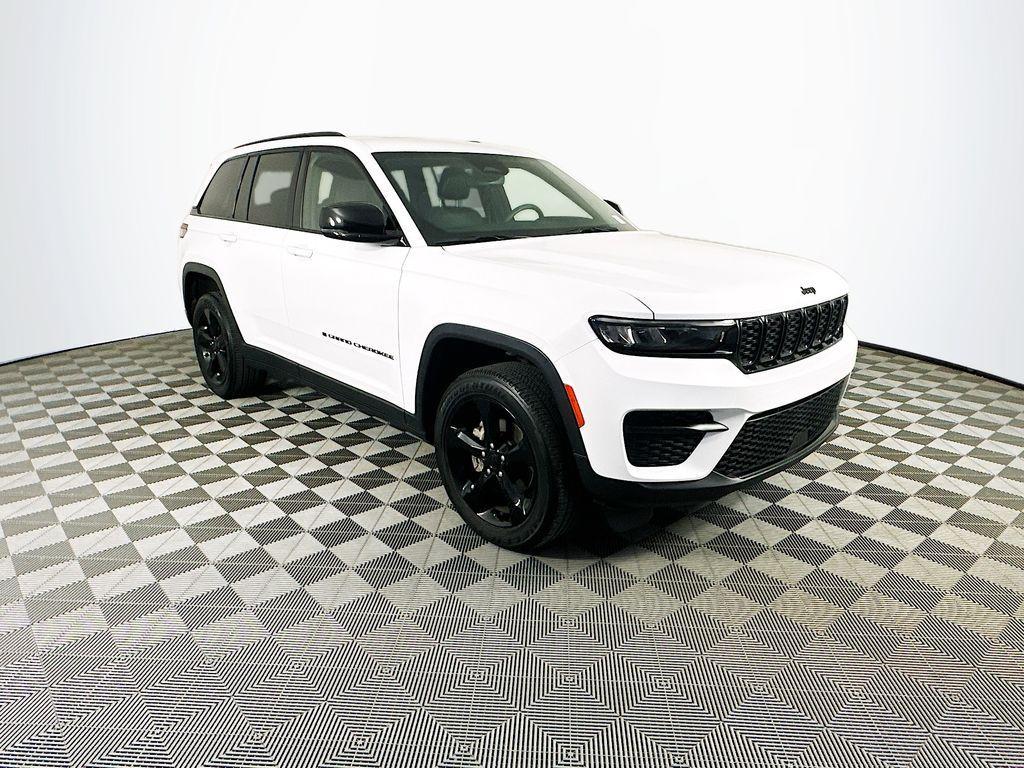 used 2023 Jeep Grand Cherokee car, priced at $32,976