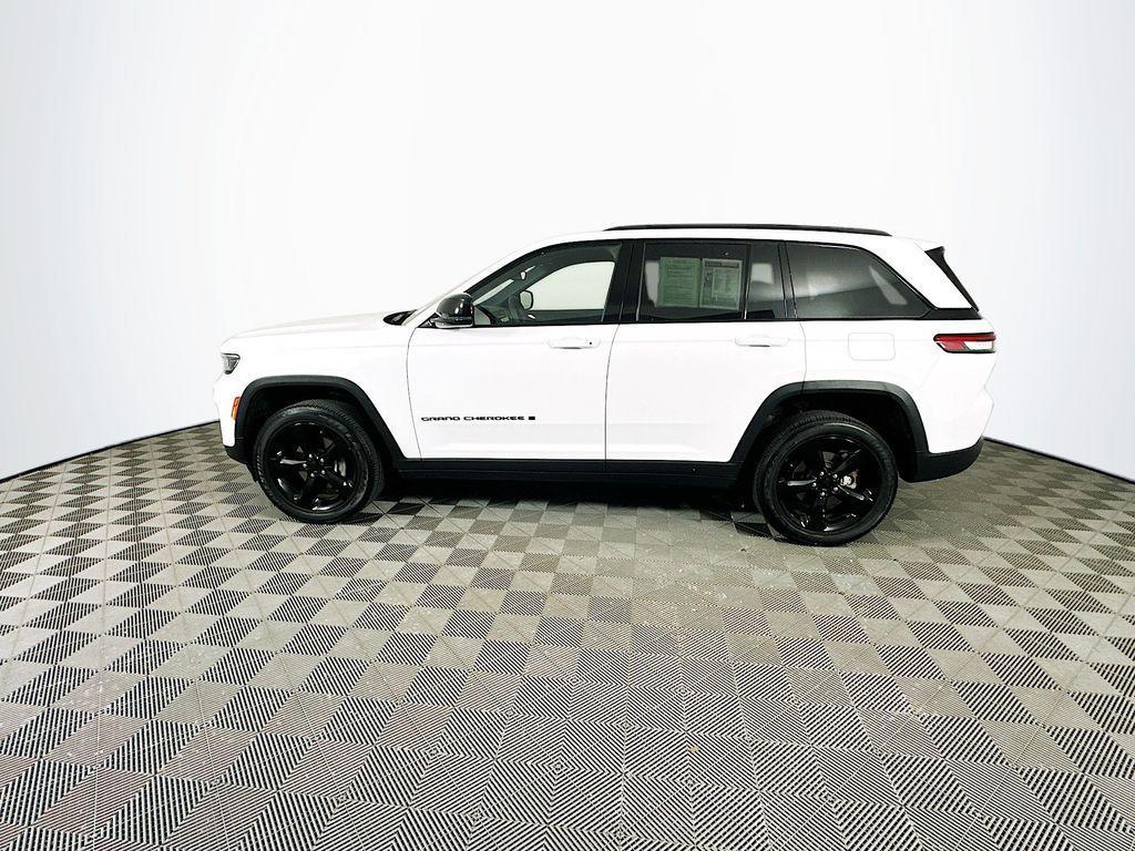 used 2023 Jeep Grand Cherokee car, priced at $32,976