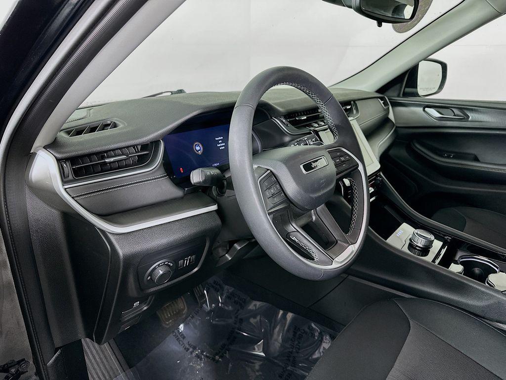 used 2023 Jeep Grand Cherokee car, priced at $30,500