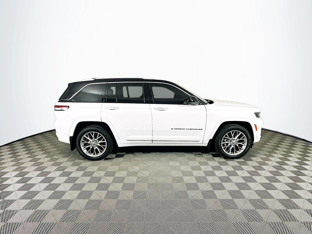 used 2022 Jeep Grand Cherokee car, priced at $40,900