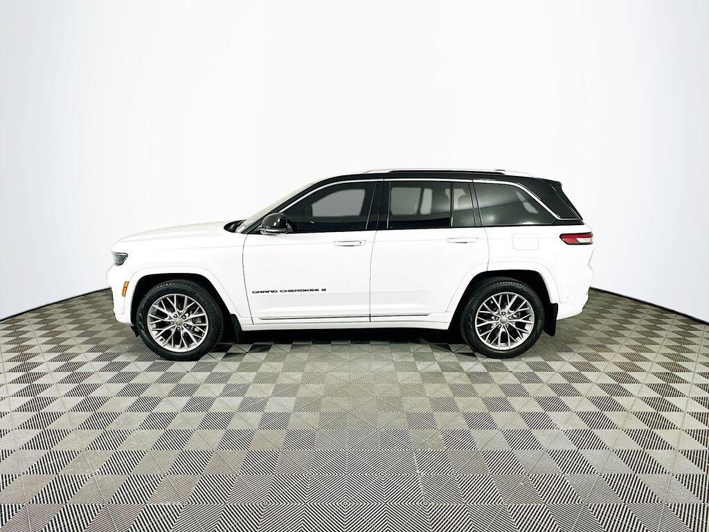 used 2022 Jeep Grand Cherokee car, priced at $40,900