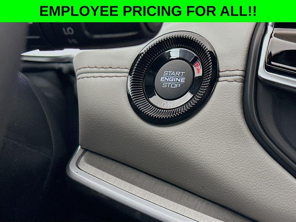 new 2025 Jeep Compass car, priced at $35,468