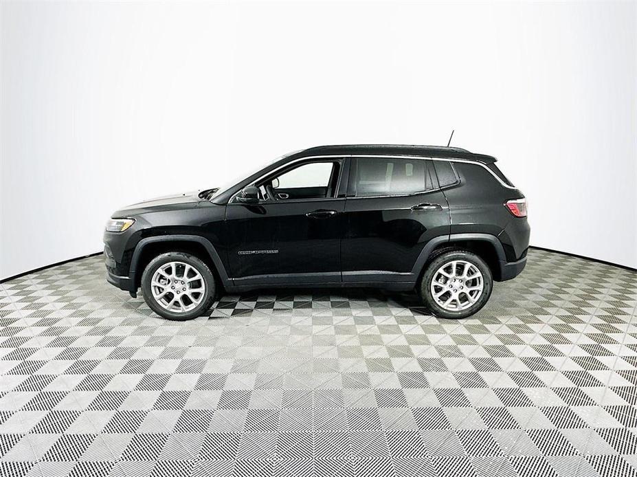 new 2024 Jeep Compass car, priced at $35,004
