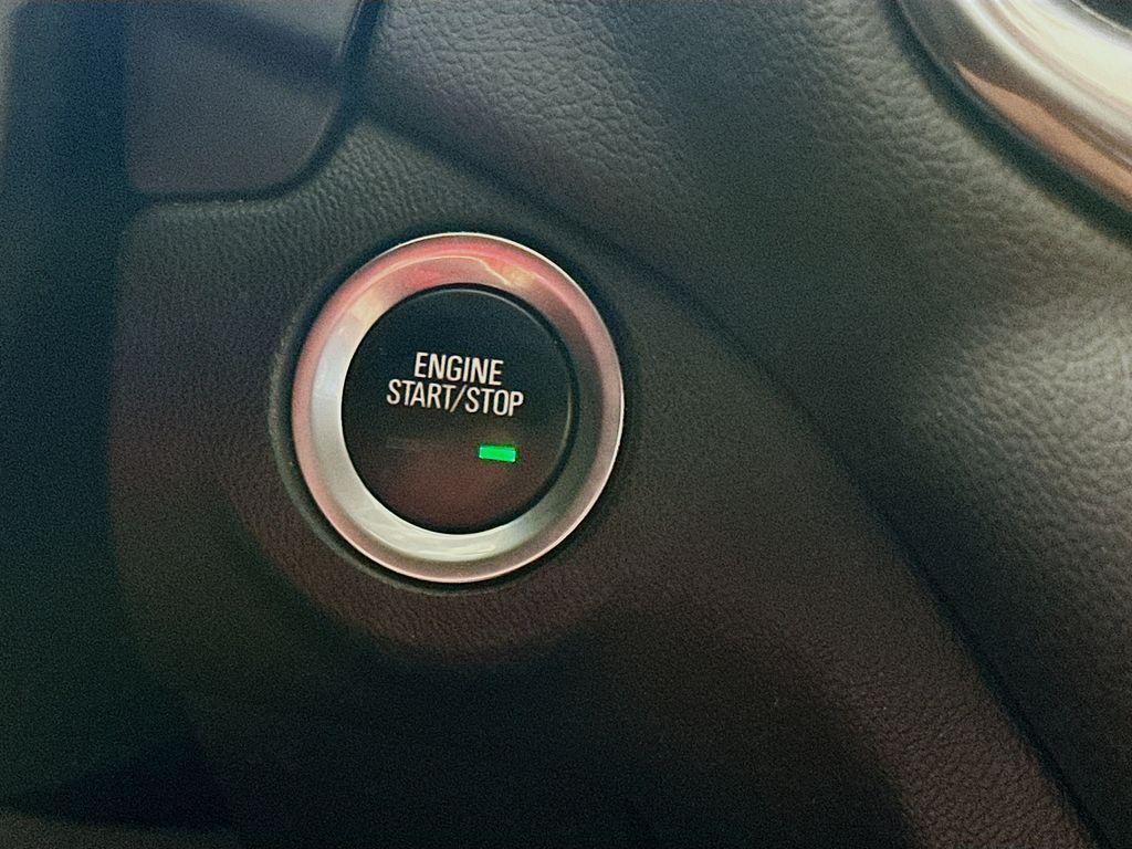 used 2022 Chevrolet Equinox car, priced at $18,998