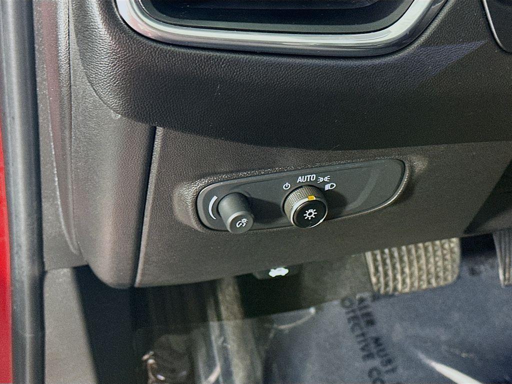 used 2022 Chevrolet Equinox car, priced at $18,998