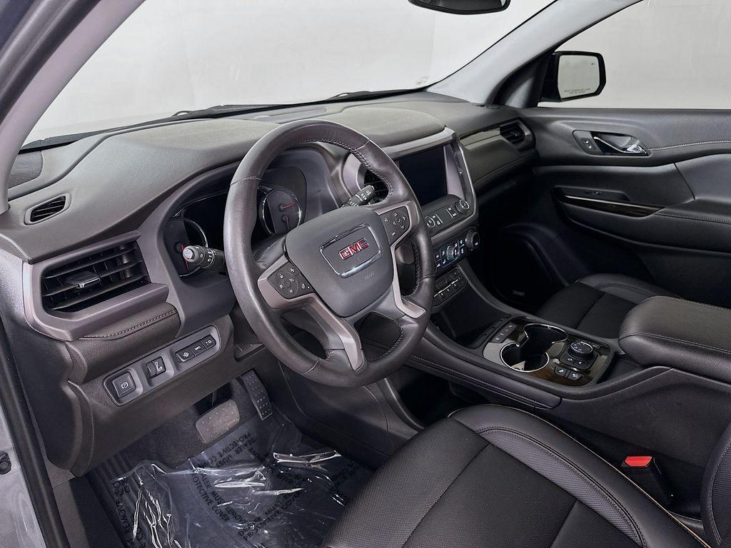 used 2022 GMC Acadia car, priced at $27,998