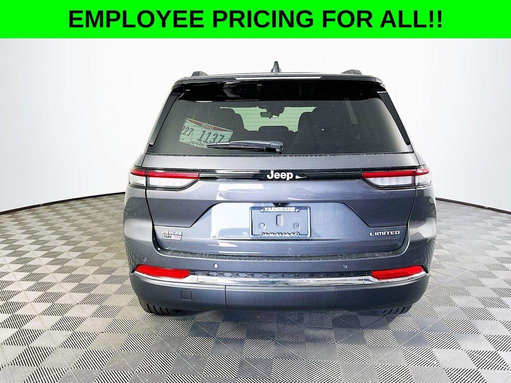 new 2025 Jeep Grand Cherokee car, priced at $47,750