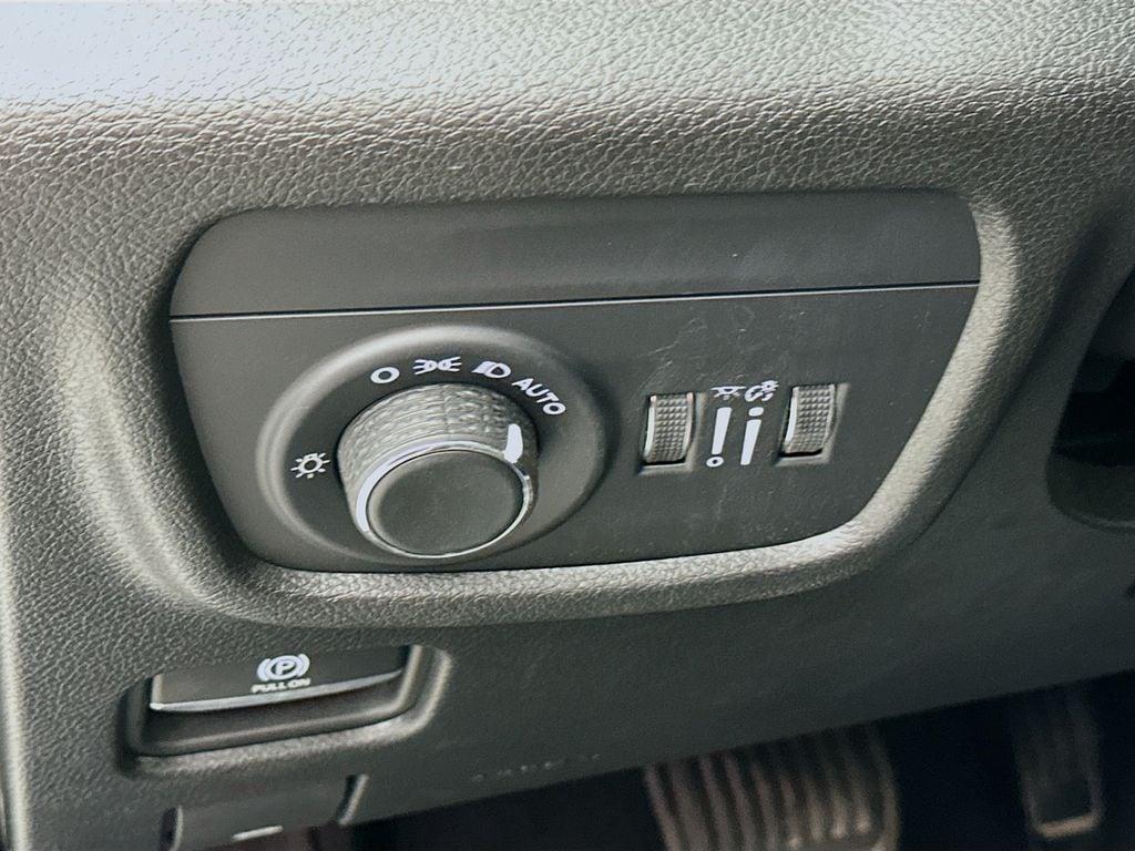 used 2022 Jeep Grand Cherokee car, priced at $28,699