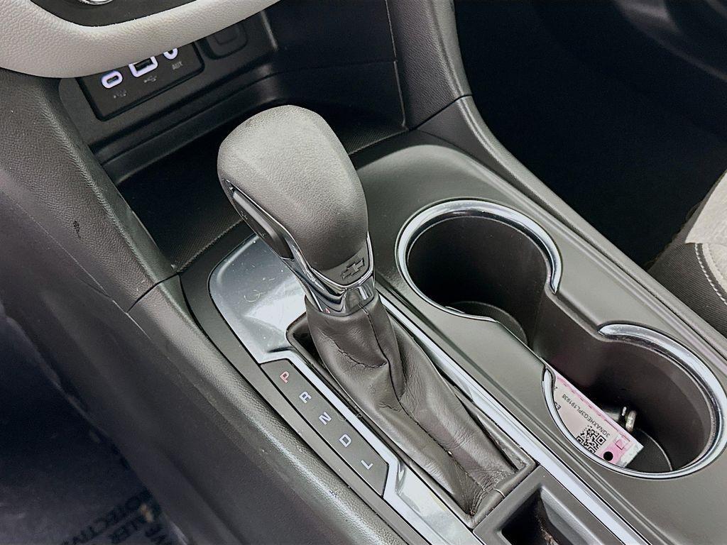 used 2023 Chevrolet Equinox car, priced at $18,799