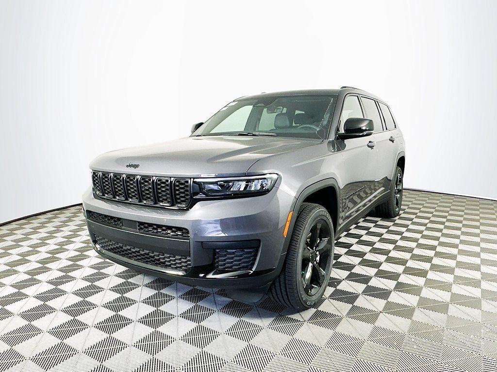 new 2025 Jeep Grand Cherokee L car, priced at $45,772