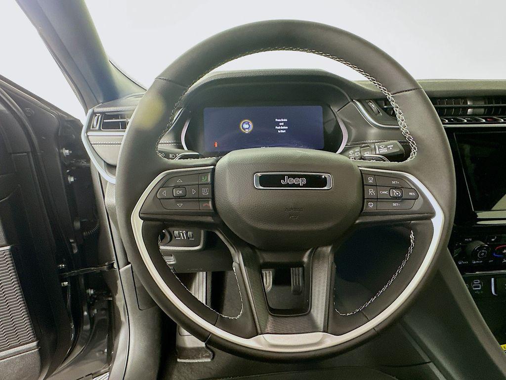 new 2025 Jeep Grand Cherokee L car, priced at $45,772
