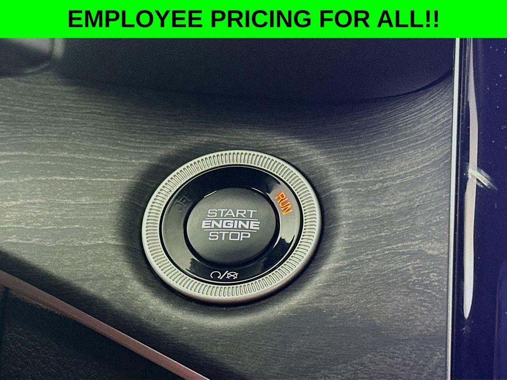 new 2025 Jeep Grand Cherokee L car, priced at $50,697