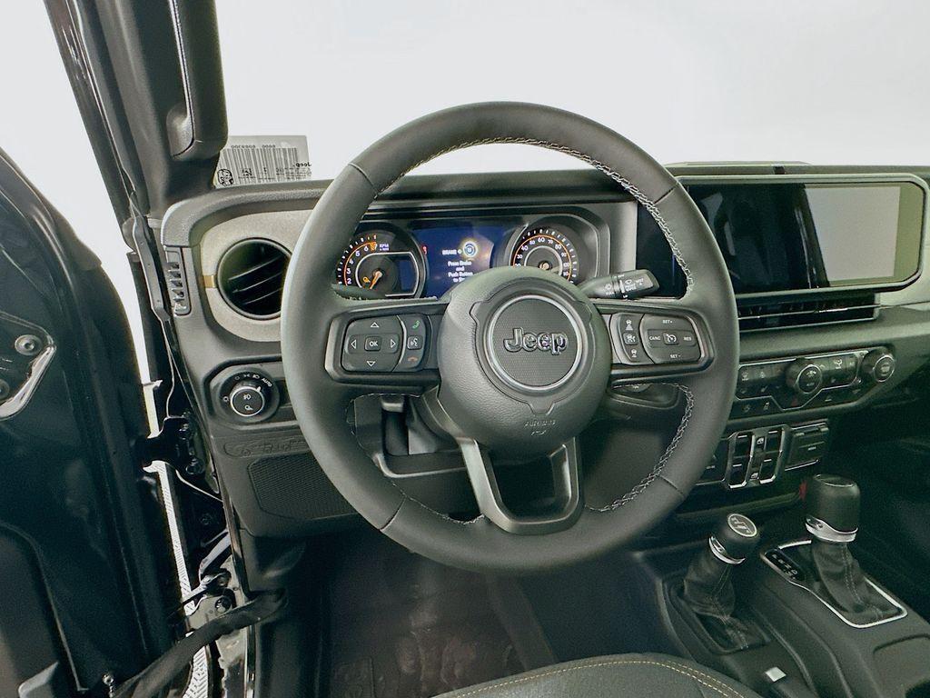 new 2025 Jeep Gladiator car, priced at $45,170
