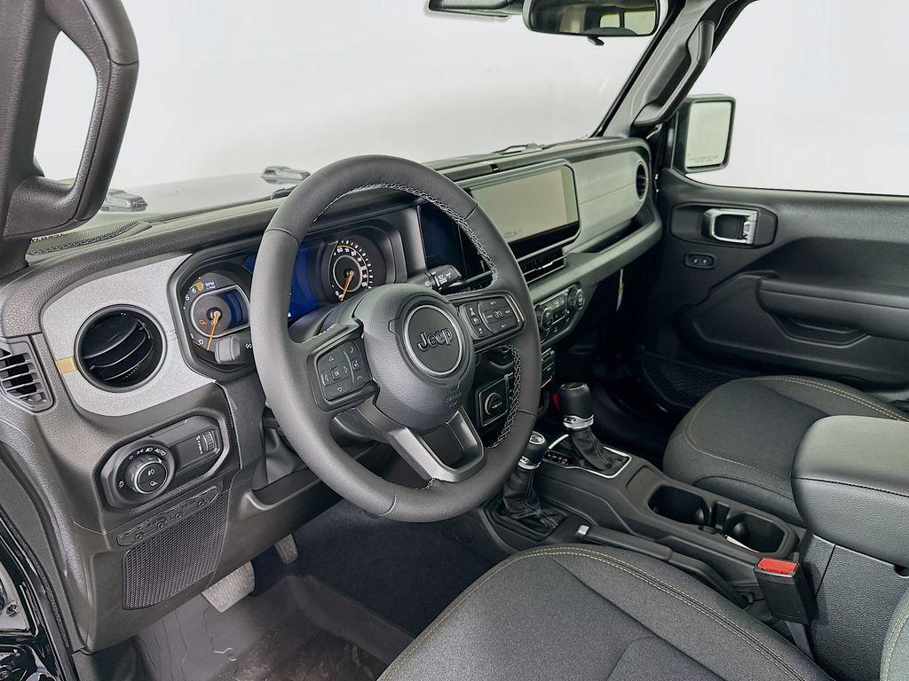 new 2025 Jeep Gladiator car, priced at $45,170