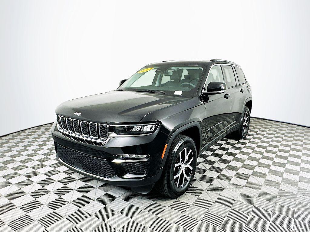 used 2023 Jeep Grand Cherokee car, priced at $37,604