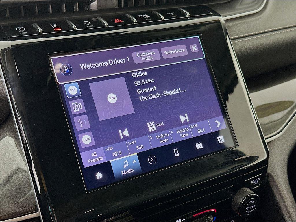 used 2022 Jeep Grand Cherokee L car, priced at $29,998