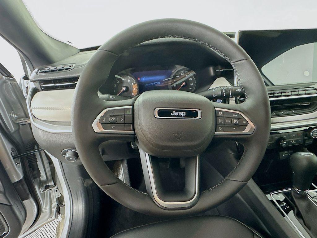 new 2025 Jeep Compass car, priced at $32,485