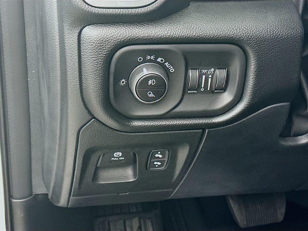 new 2026 Ram 1500 car, priced at $61,760